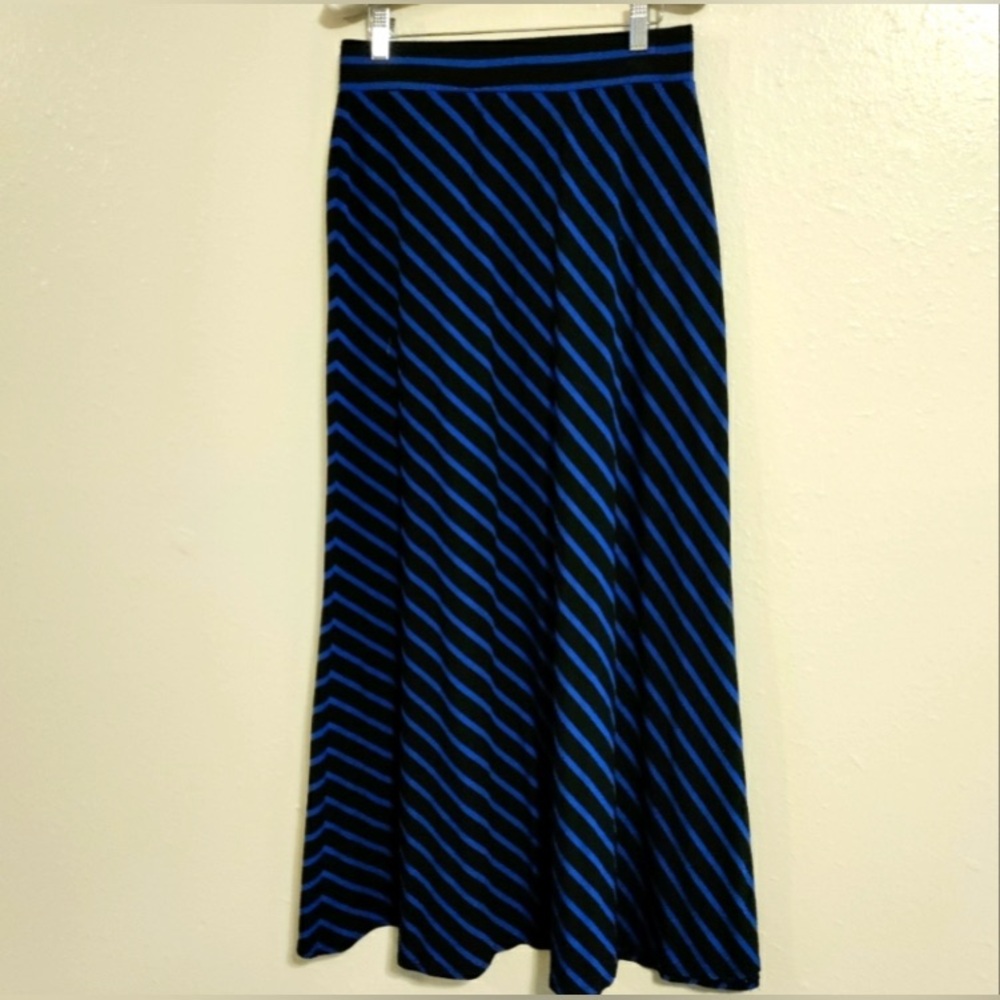 Black and Blue Striped Maxi Skirt by Hannah. No Slits. Size Medium with stretch